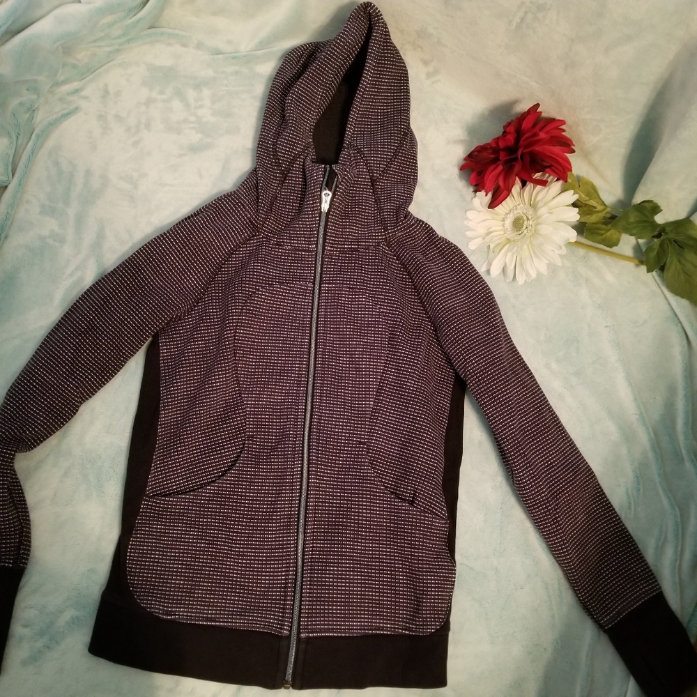 Lululemon scuba hoodie navy dotted